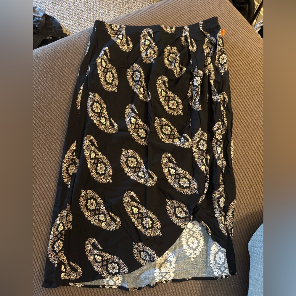 Black Paisley Print Skirt